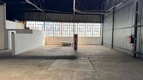 11-13 Isando Road, Isando - 1458m² - Industrial  (6)